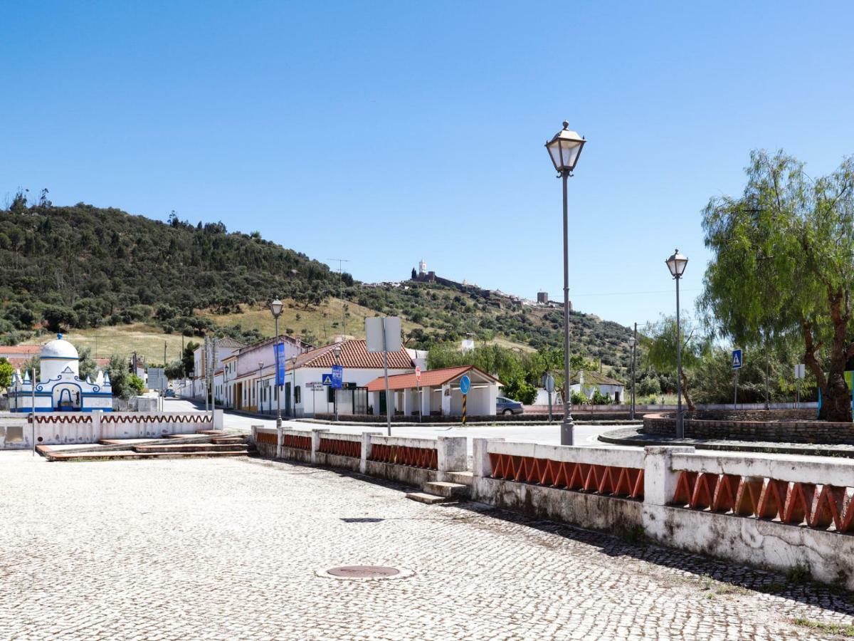 הוילה מונסראז Casa Da Fonte / Fountain House מראה חיצוני תמונה